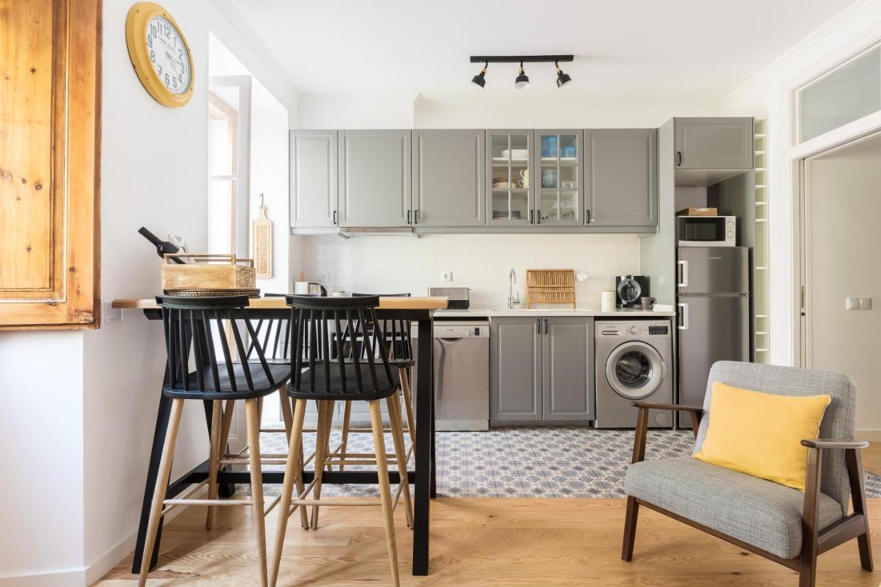 Feel Home In This Stunning Renovated Nest In Graca Lisboa Exteriör bild