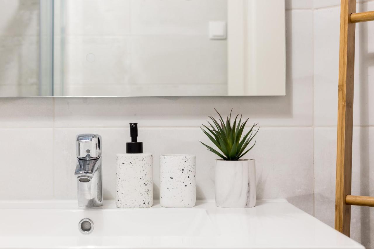 Feel Home In This Stunning Renovated Nest In Graca Lisboa Exteriör bild