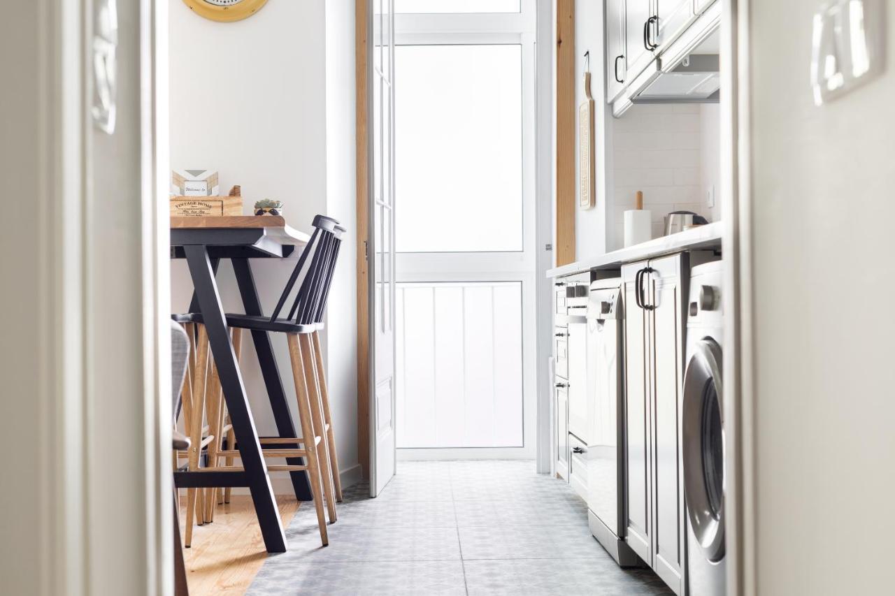 Feel Home In This Stunning Renovated Nest In Graca Lisboa Exteriör bild